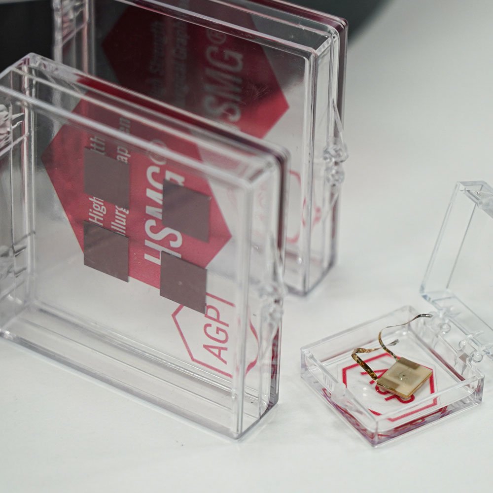 Graphene layer on Si/SiO2 silicon wafers