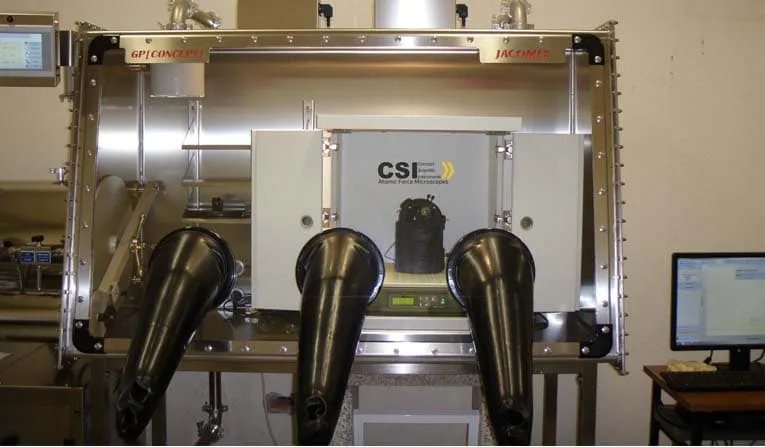 Nano-Observer AFM in Glovebox Configuration