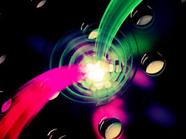 Nanoscale cavity strongly links quantum particles