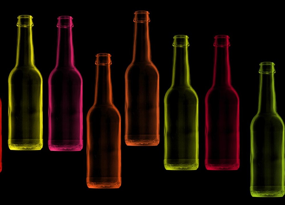 Luminescent paints, dyes, inks and varnishes based on ZnO QDs