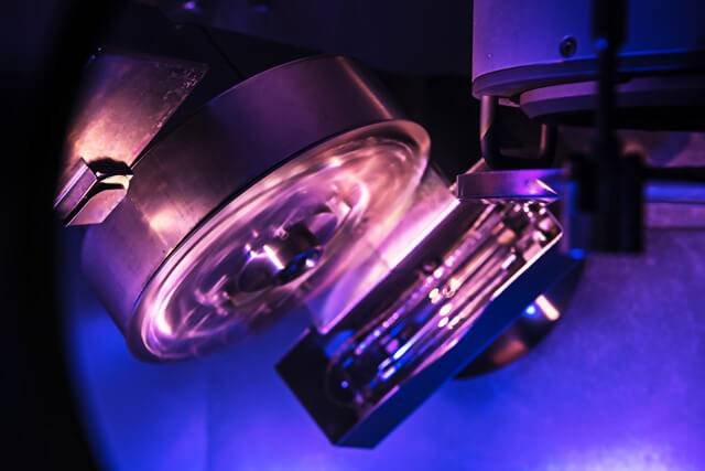 Three-Dome Rolling Fixturing