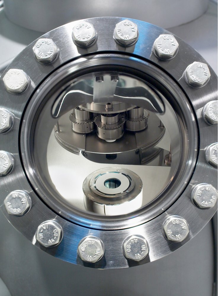 PLD 500 UHV Pulsed Laser Deposition (Laser MBE) System