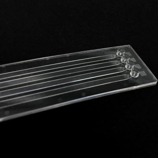 Straight Channel Chip 560 by microfluidic ChipShop