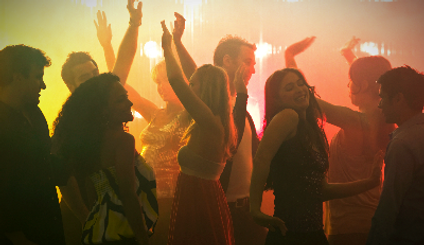 Wedding Guests Dancing_edited.png