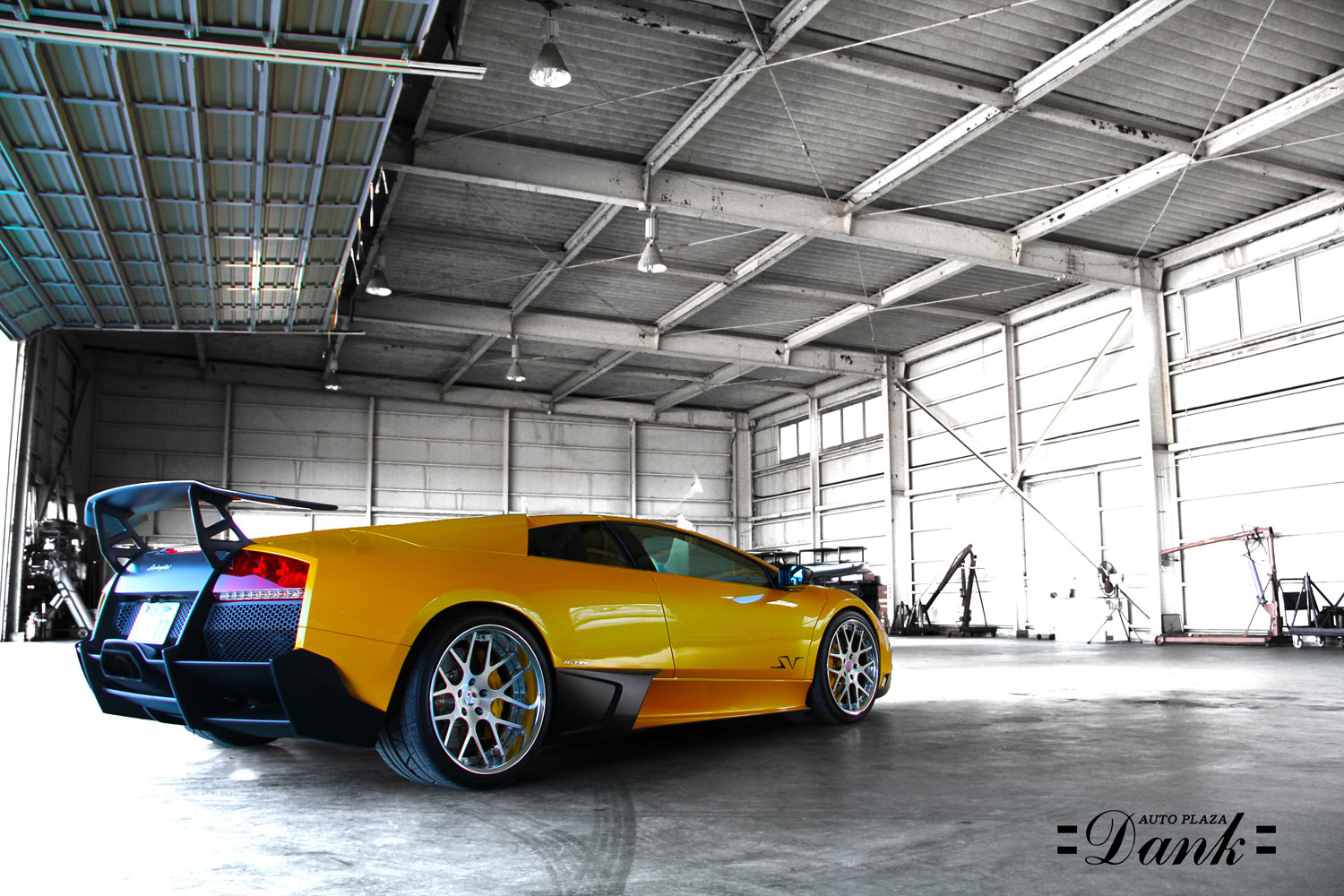 Lamborghini Murcielago Yellow SV Fitted With 20'' HFC7
