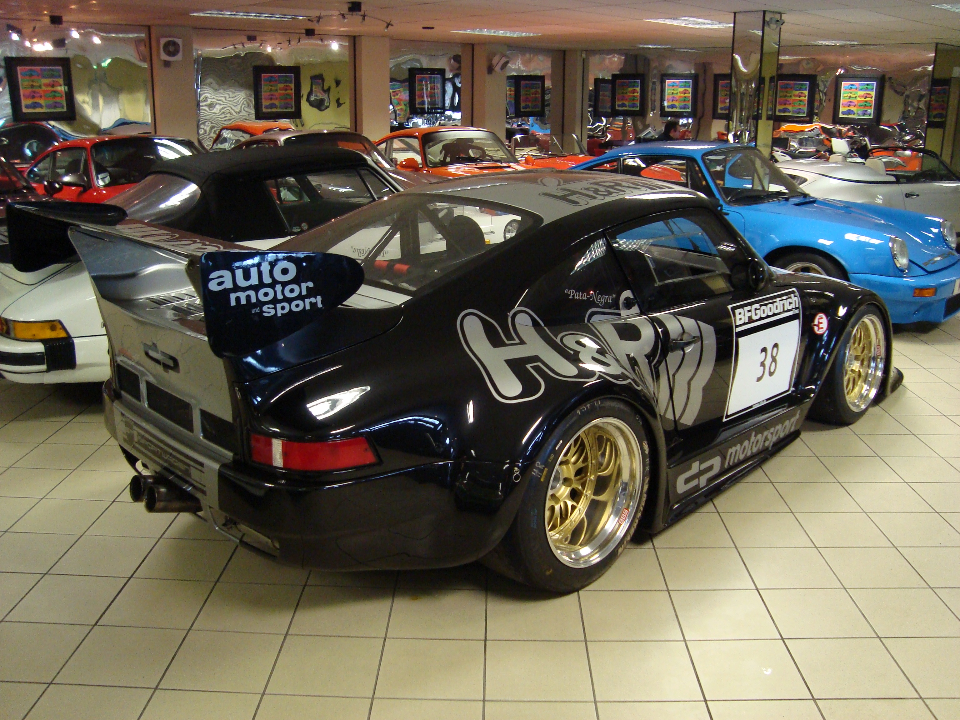Porsche 964