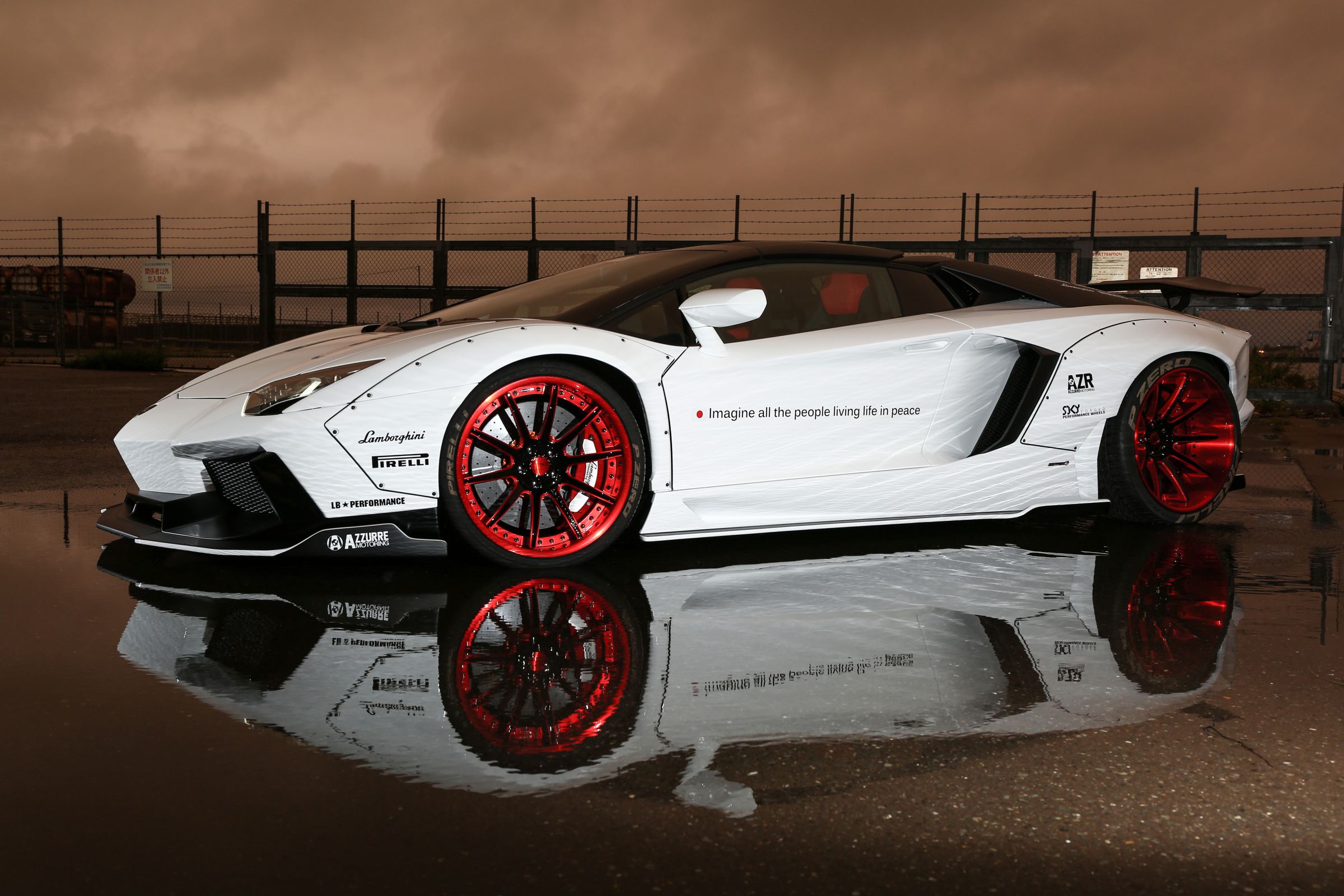 LB Performance Aventador