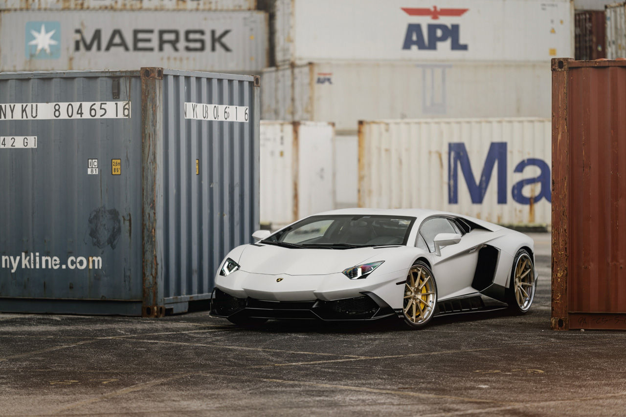 Lamborghini Aventador