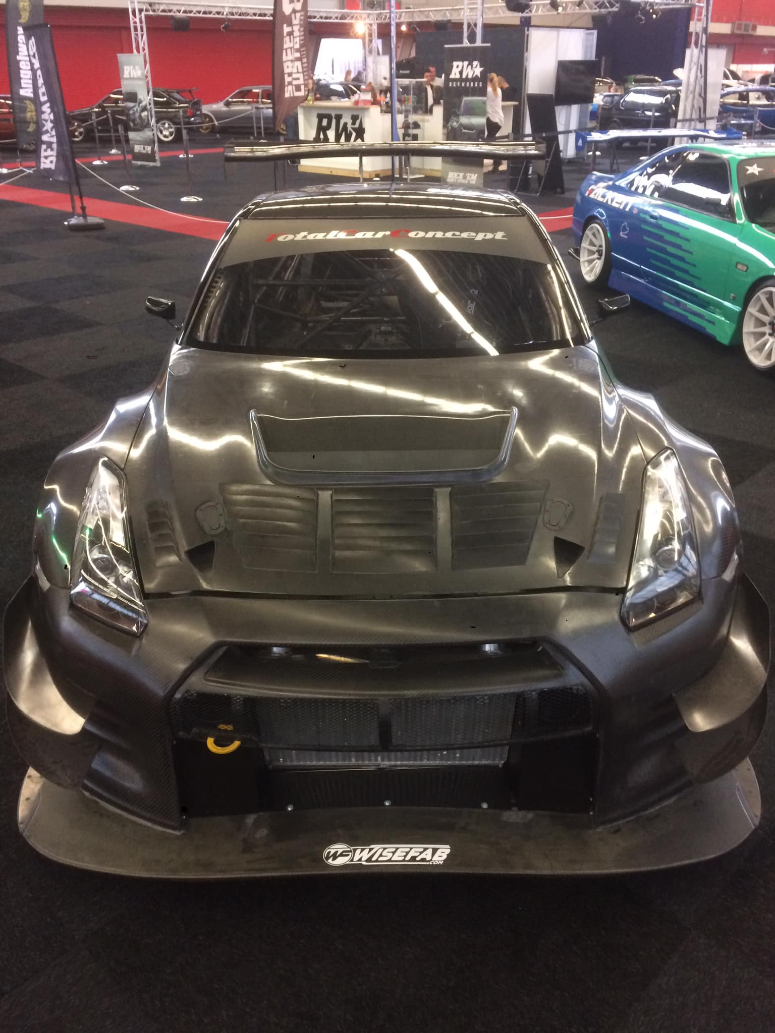 Nissan GTR