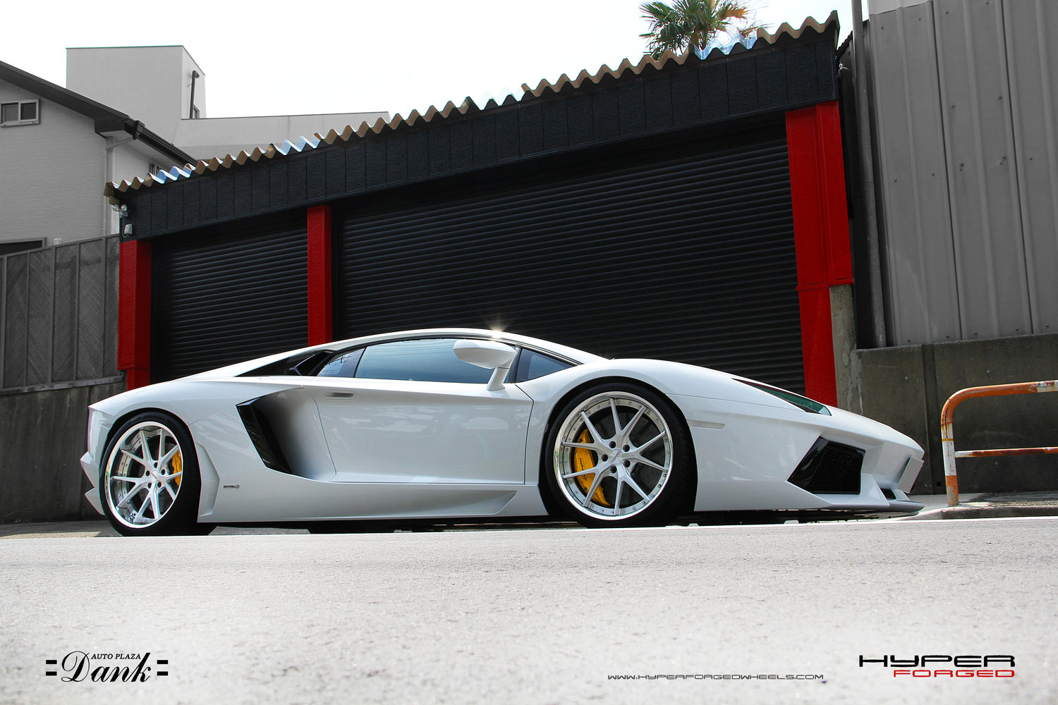 Lamborghini Aventador Fitted with 21'' HF_LC5
