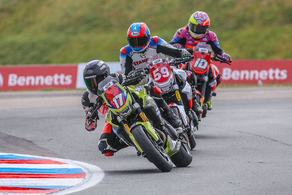 Daniel Rossi, Jorge Halliday and Dave Glossop - BMW F900R Cup
