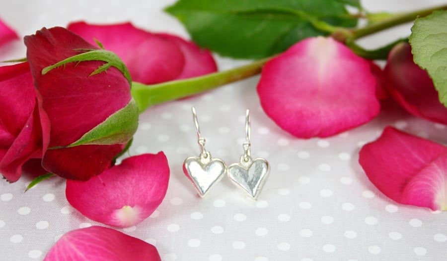 Thumbnail: Solid Silver Hand Cast Heart Dropper Earrings Valentine's Day