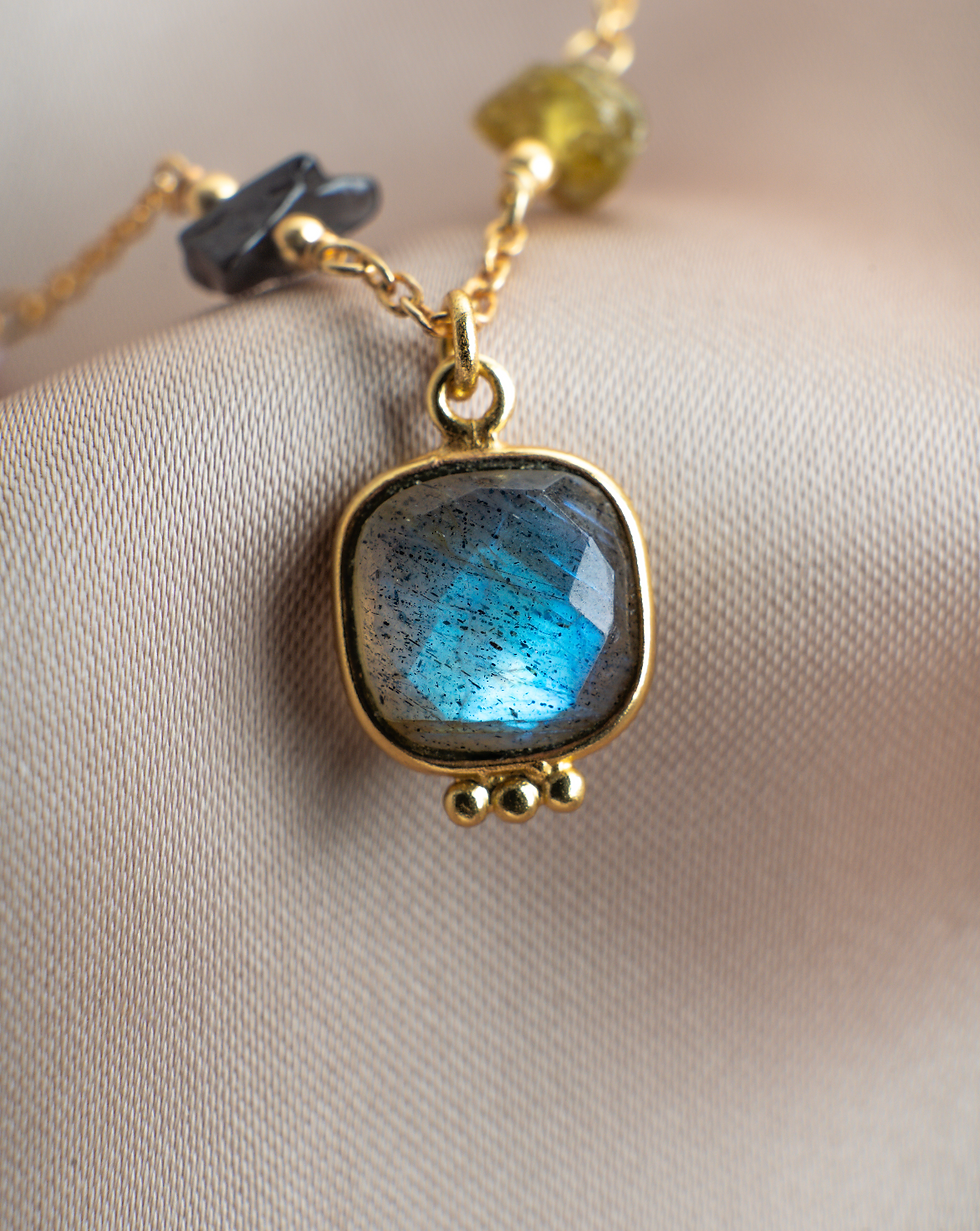 Miniature : Collier Janjehli