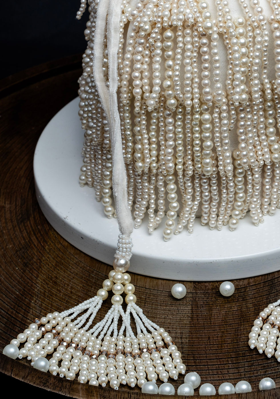 Thumbnail: Gilt Raindrops White