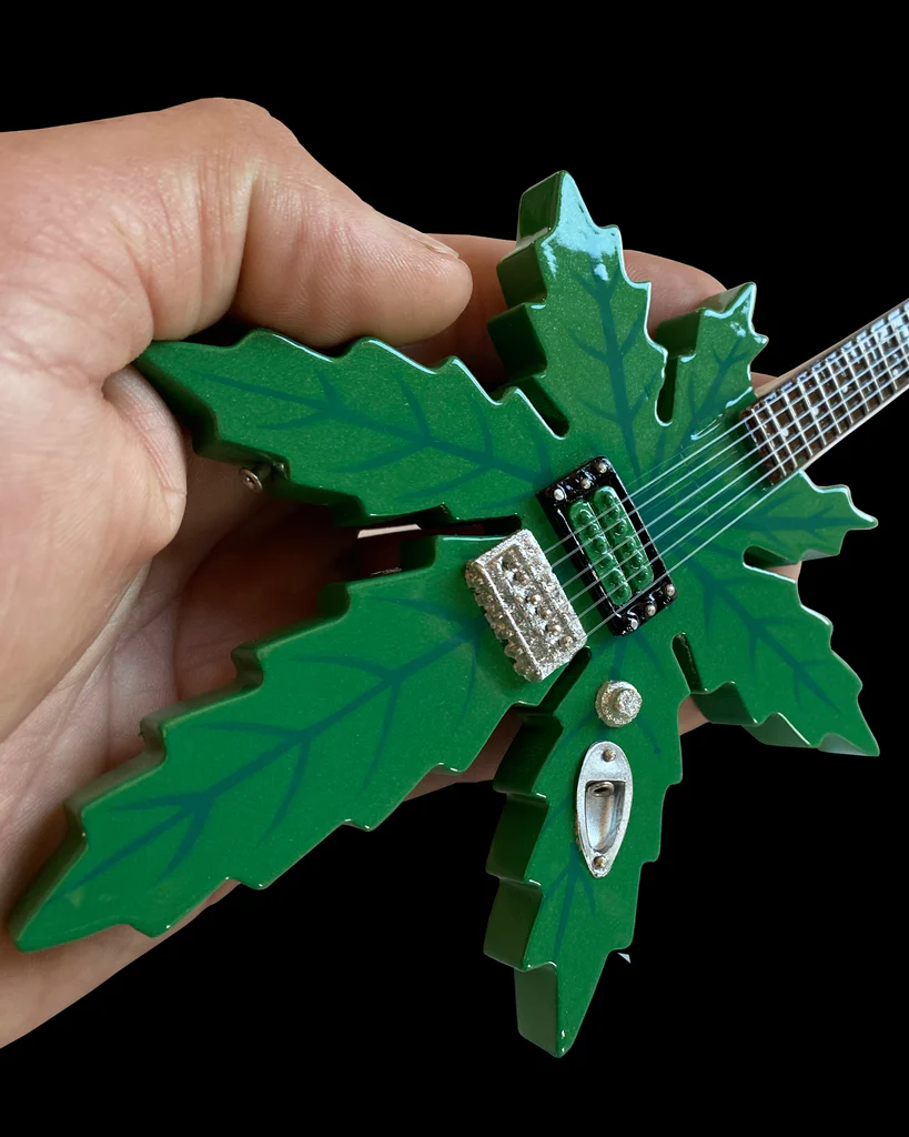 Leaf guitars. Leaf guitars. Гитарный лист. Расписная электрогитара. Leaf guitars.