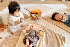 ベビーマッサージの写真