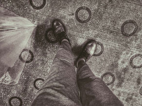 傘の意味を問いたい