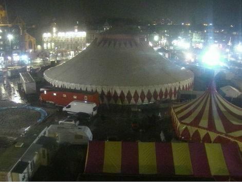Zachodnie cyrki świąteczne oczami kamer