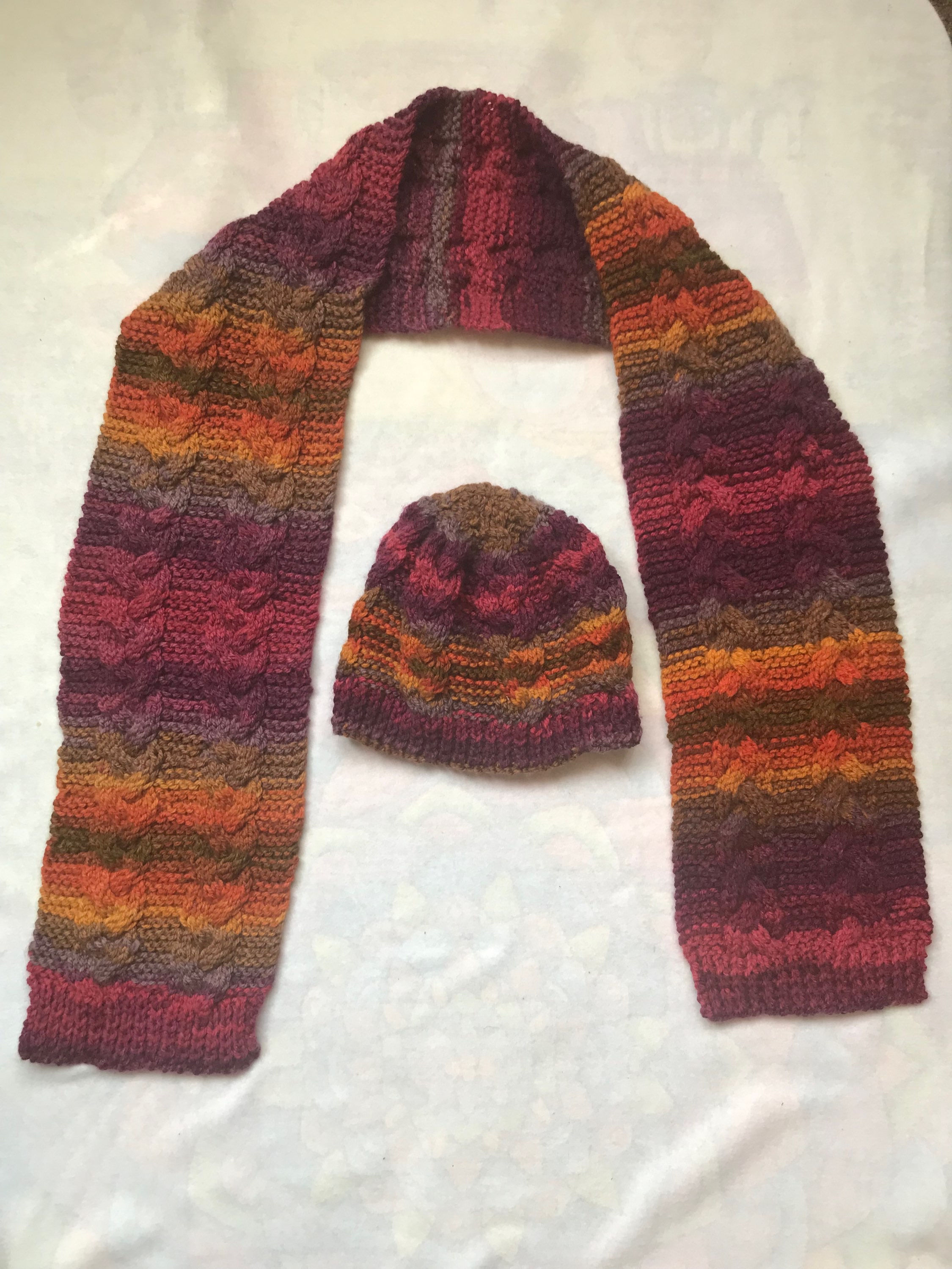 Hand knitted Scaft and hat set