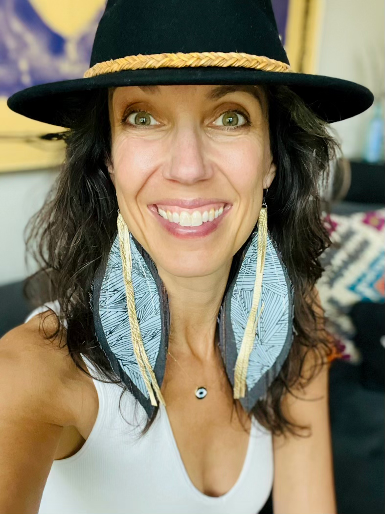 Thumbnail: Soul Intention... leaf fabric earrings