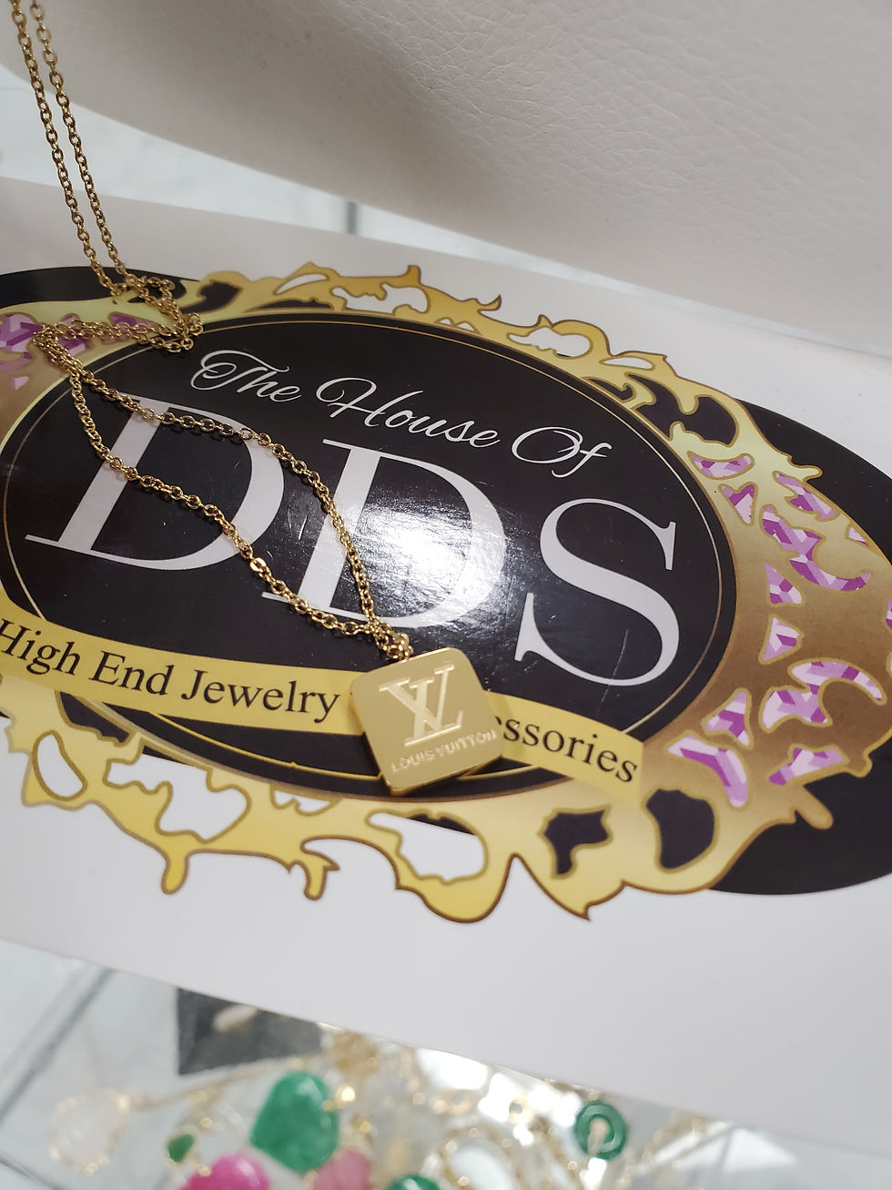 Thumbnail: LV SQ NECK