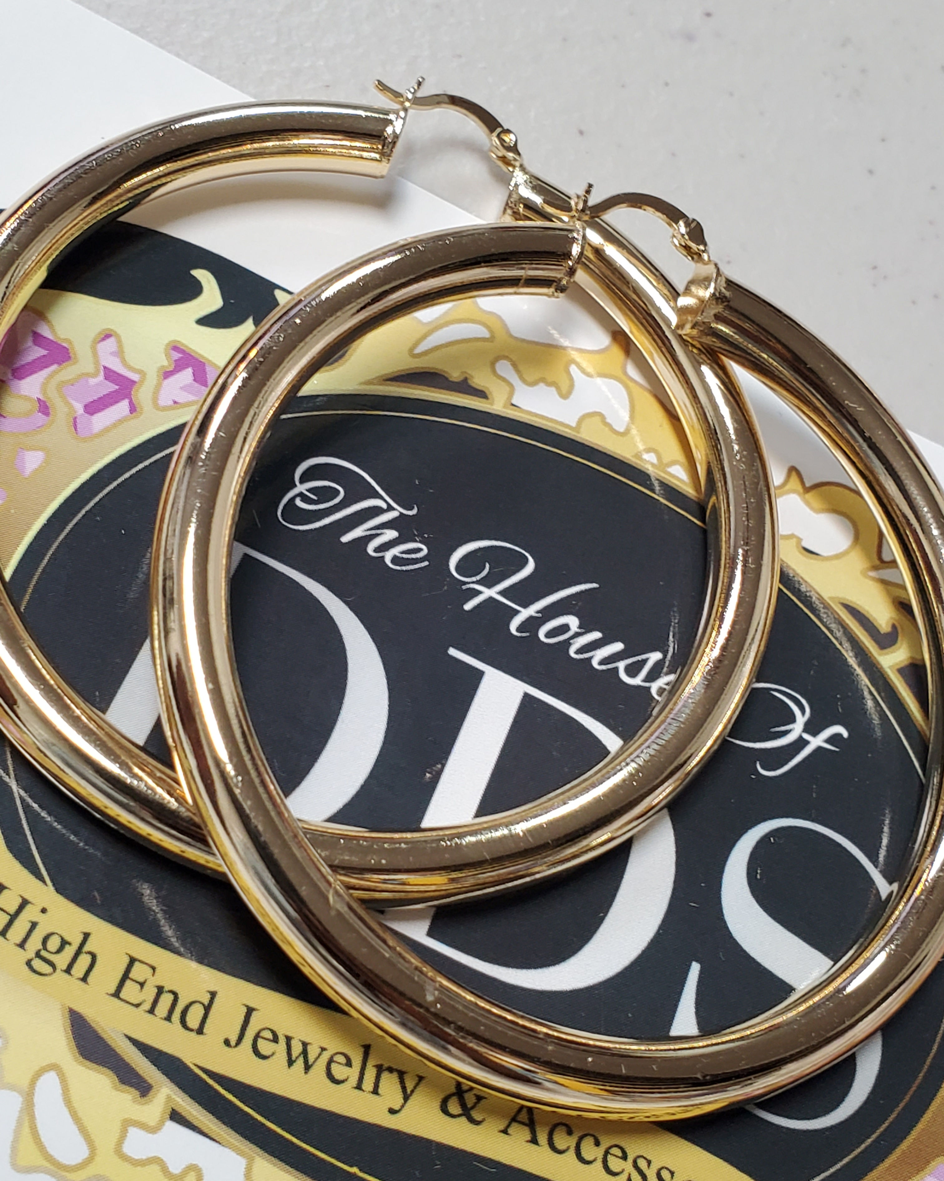 THICK GOLD FILLER LRH HOOPS