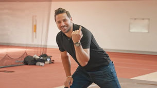 DIE CLAUDIO PIZARRO-CHALLENGE