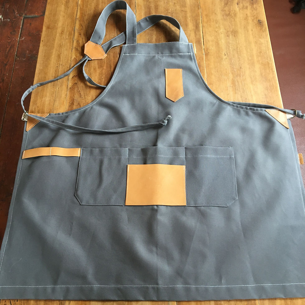 Thumbnail: Apron KANSAS Grey Crossed back