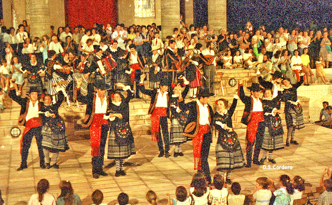 1985 - Inauguración Ave María
