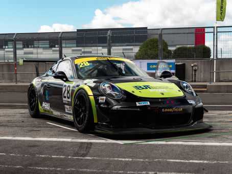 Extended Championship Lead for Brad/Daryl Porsche 911