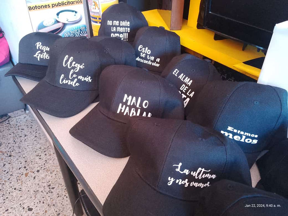 Miniatura: gorras en paño acrilico