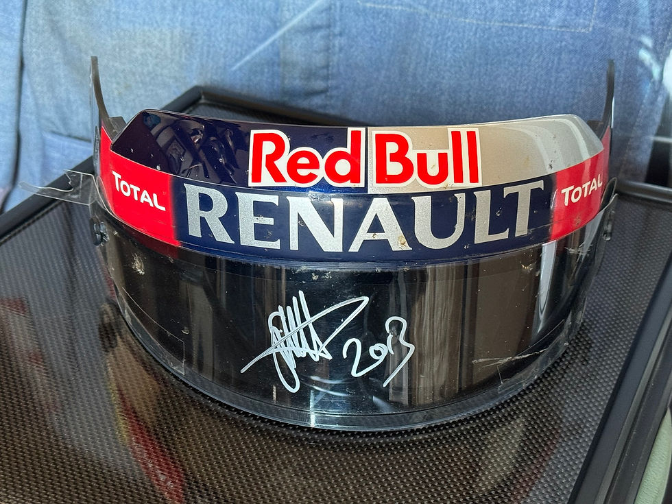 Miniature : Race visor 2013 Sebastian Vettel Red Bull British GP Signed