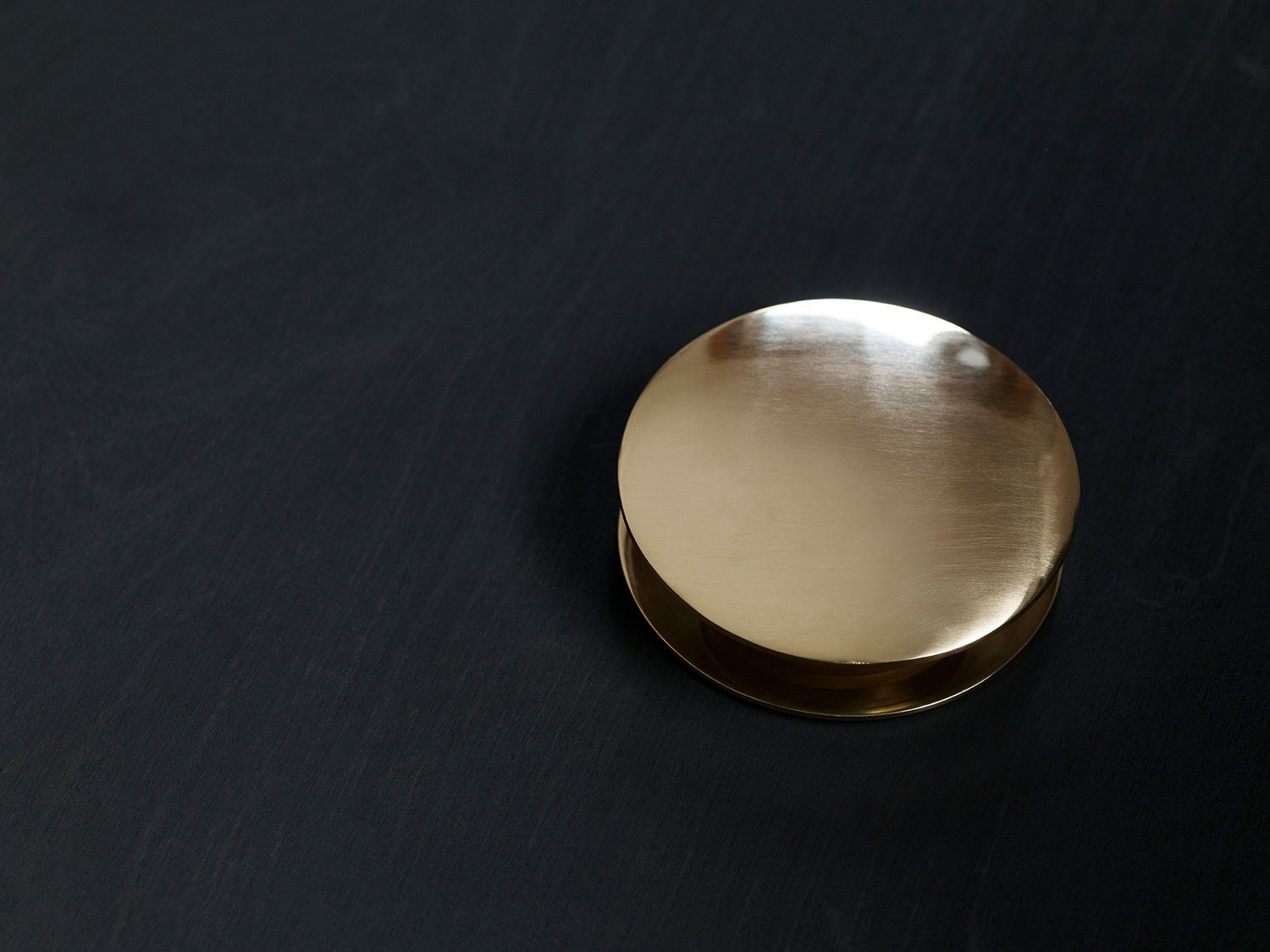 Studio Ore – 33 Push Button Basin Waste