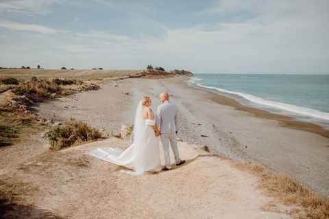 Timaru beach wedding
