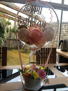 Ballon montgolfière fleurs