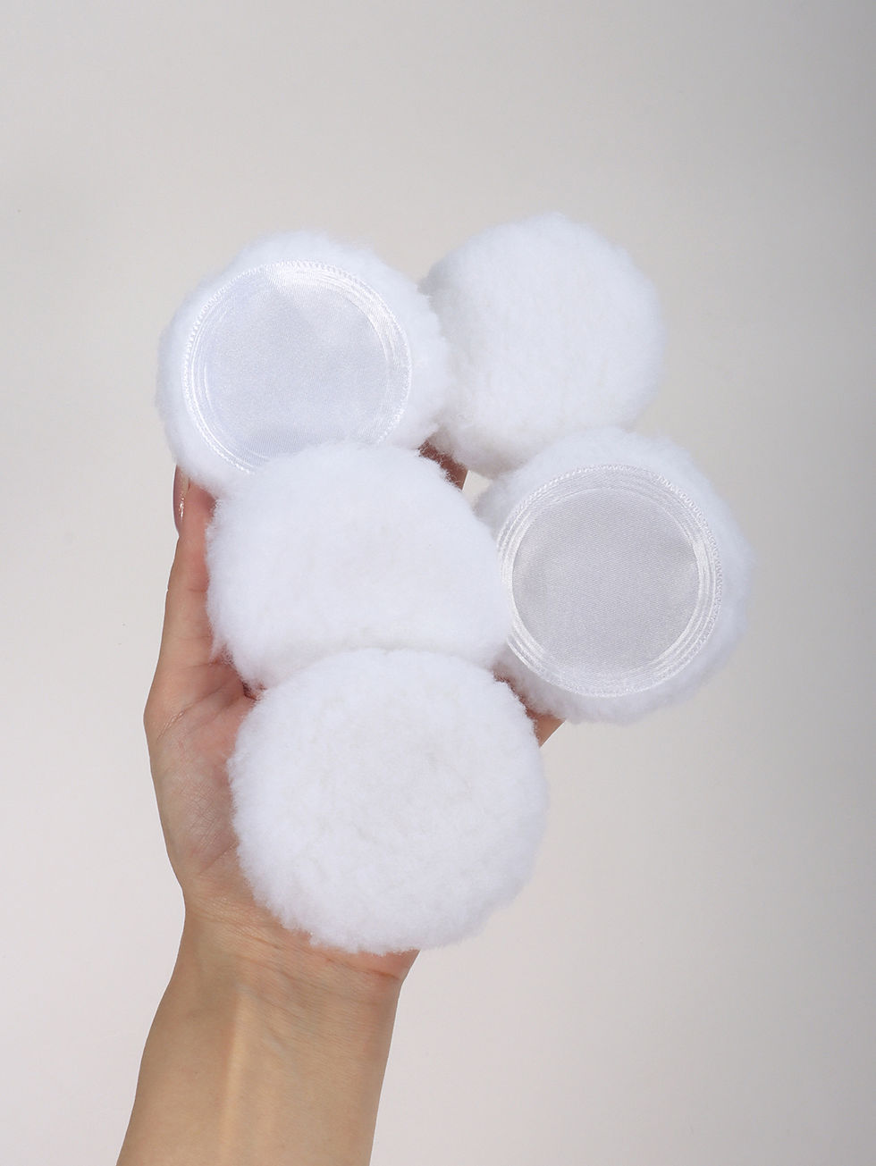 Thumbnail: 2-5-10-20Pcs Portable and Practical High-Grade White Round Powder Puff for Base 