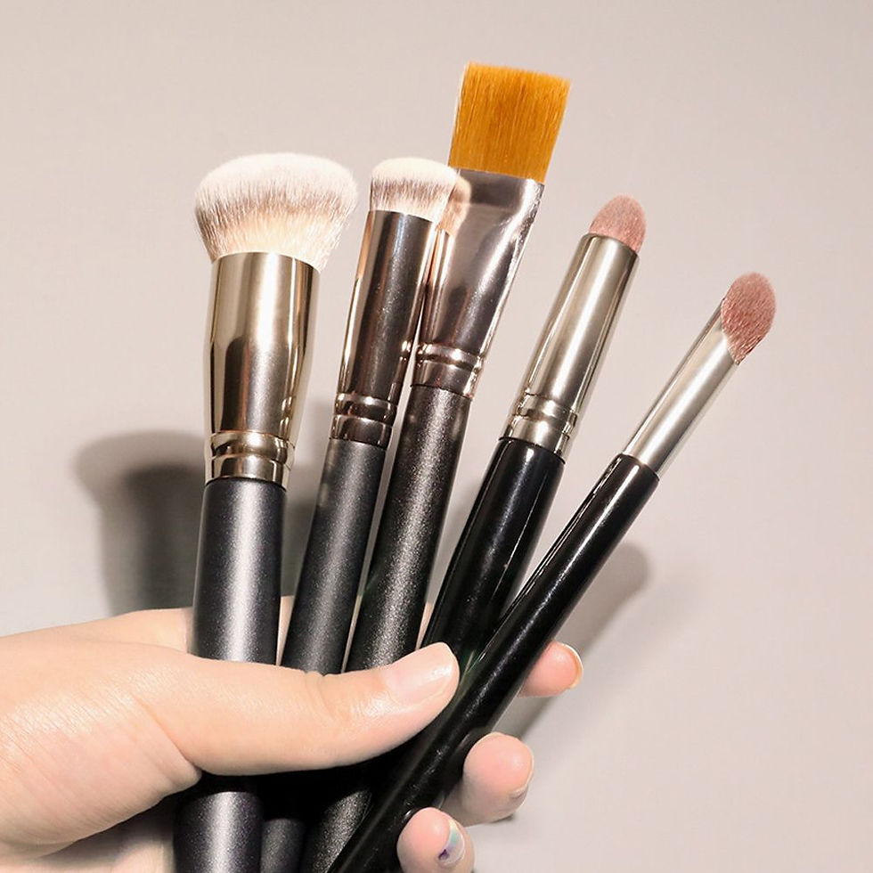 Contour Brush Eyeshadow Beauty Tool Cosmetic Brush Face Brush Kabuki Brush Found