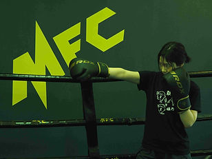 大阪-ムエタイ-初心者
大阪-キックボクシング-ダイエット
大阪-女性-キックボクシング