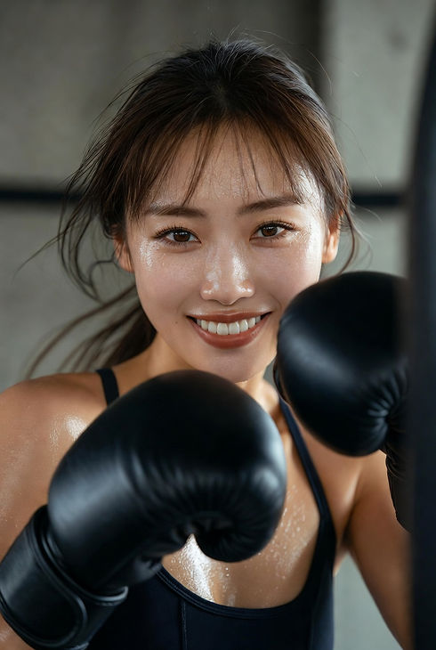 西脇のフィットネスジムで女性がダイエット目的で運動