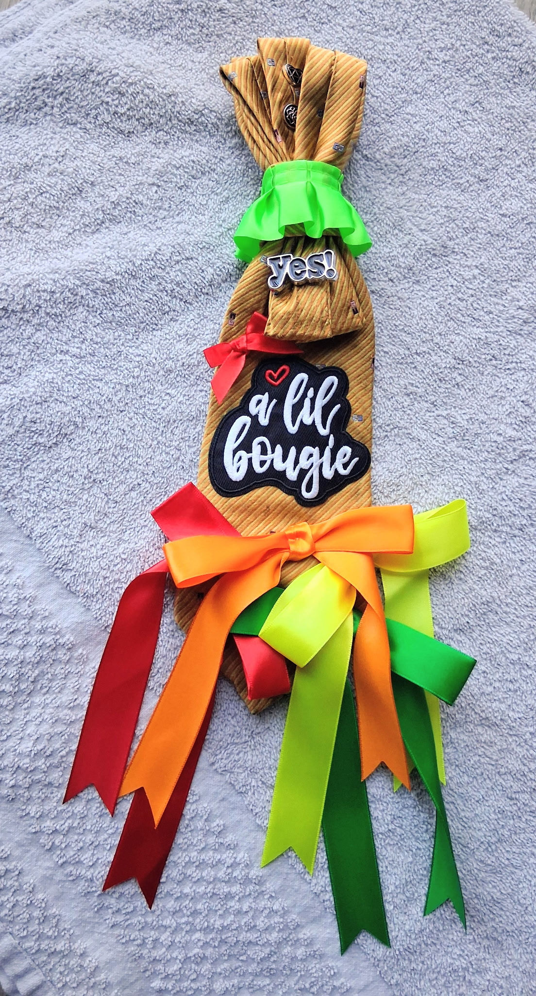 Light Tan Ribbon Li l Bougie Tie w/ matching purse