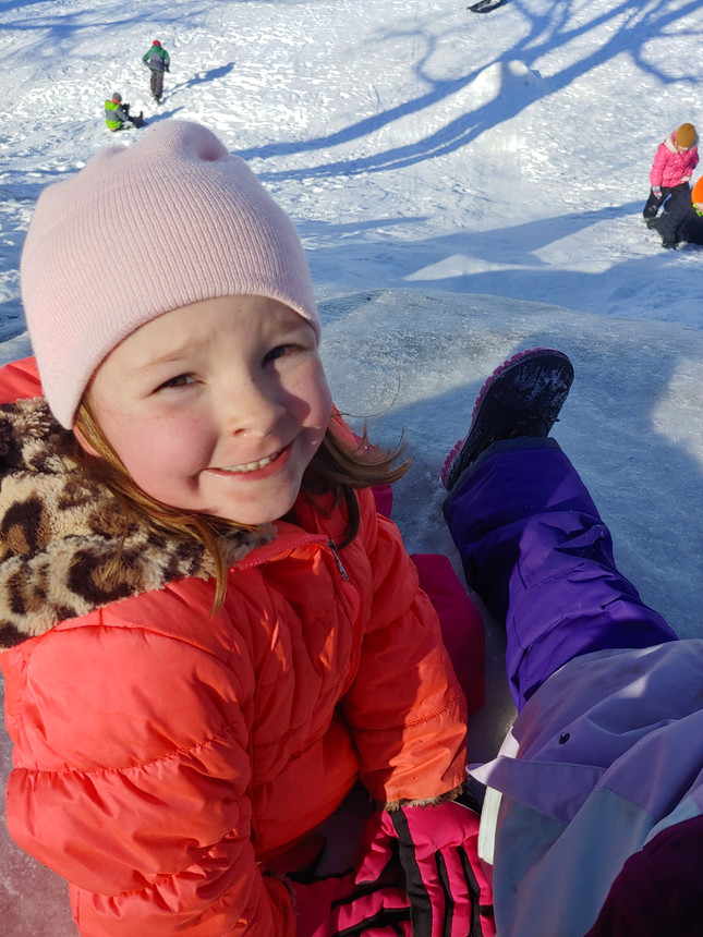 Home Green Isle Community School 414407