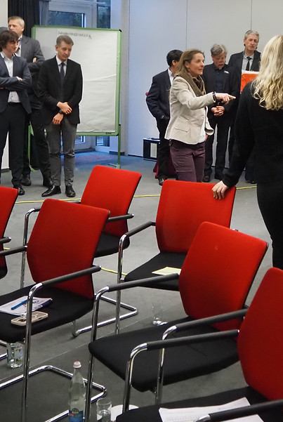 Souveräne Führungskräfte entwickeln