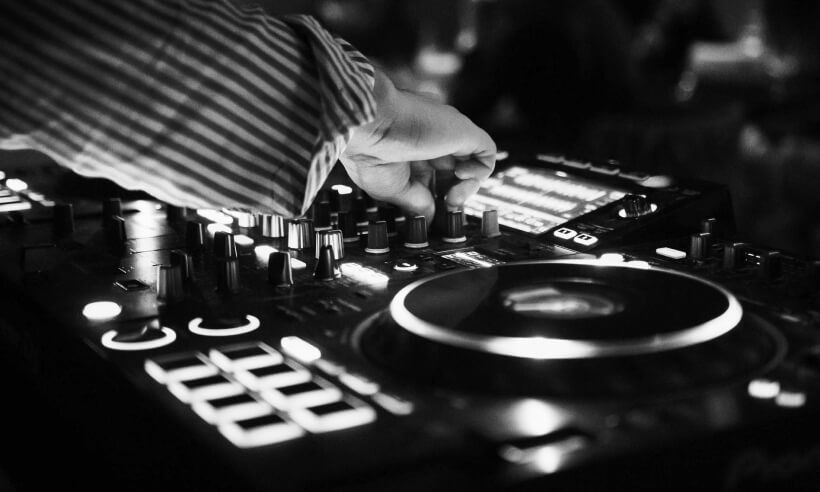 gov-ball-interactive-dancefloor.jpg