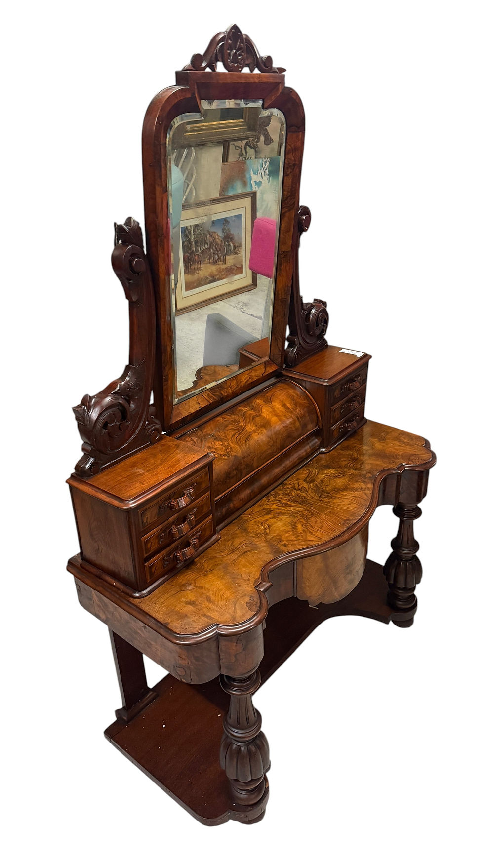 Thumbnail: Victorian-era dressing table