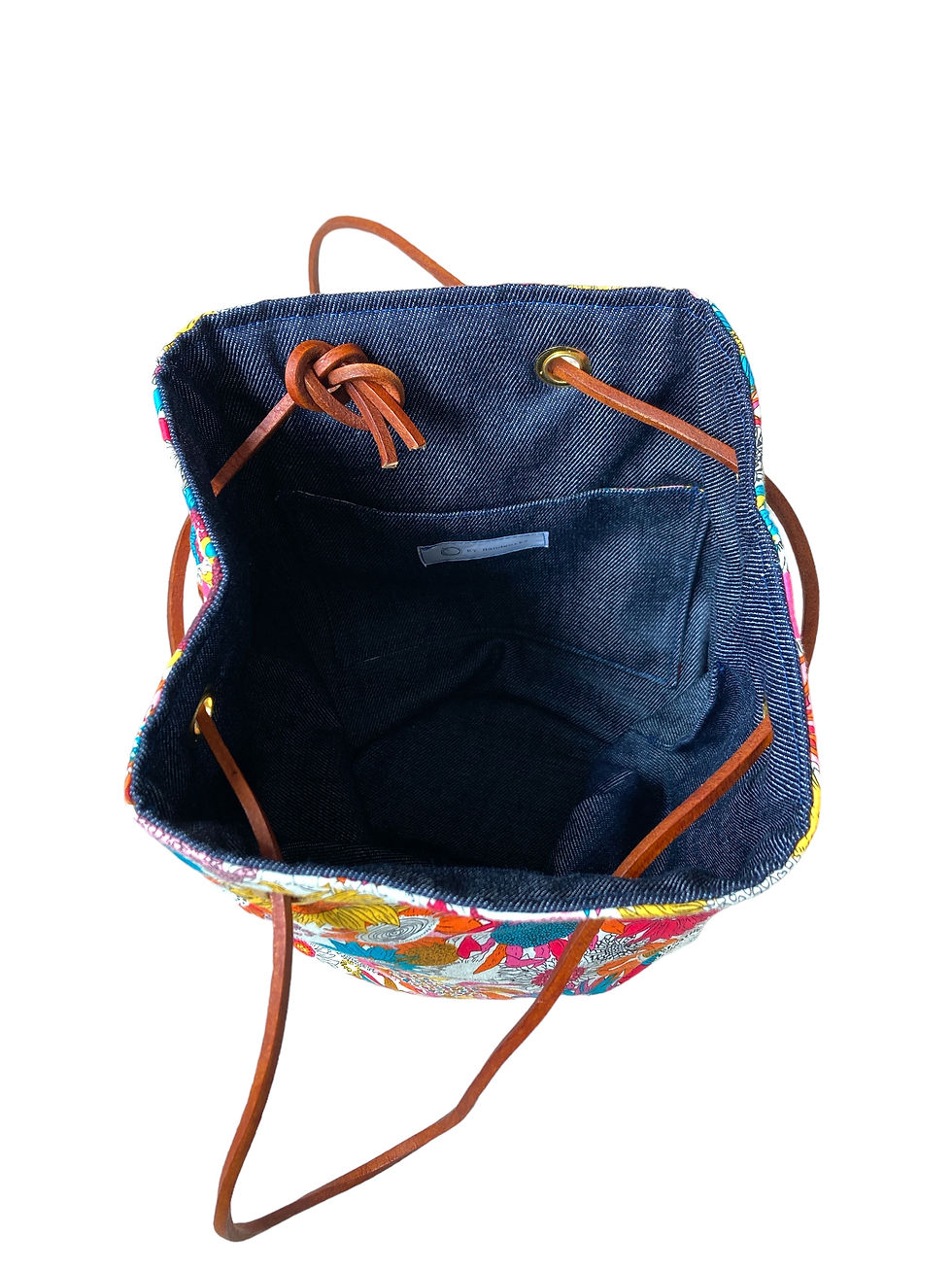 Thumbnail: Handmade eyelet 2 way bag