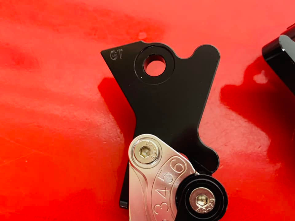 Thumbnail: VESPA GTS 125 - 300 CNC SILVER ALUMINIUM BRAKE & CLUTCH LEVER SET