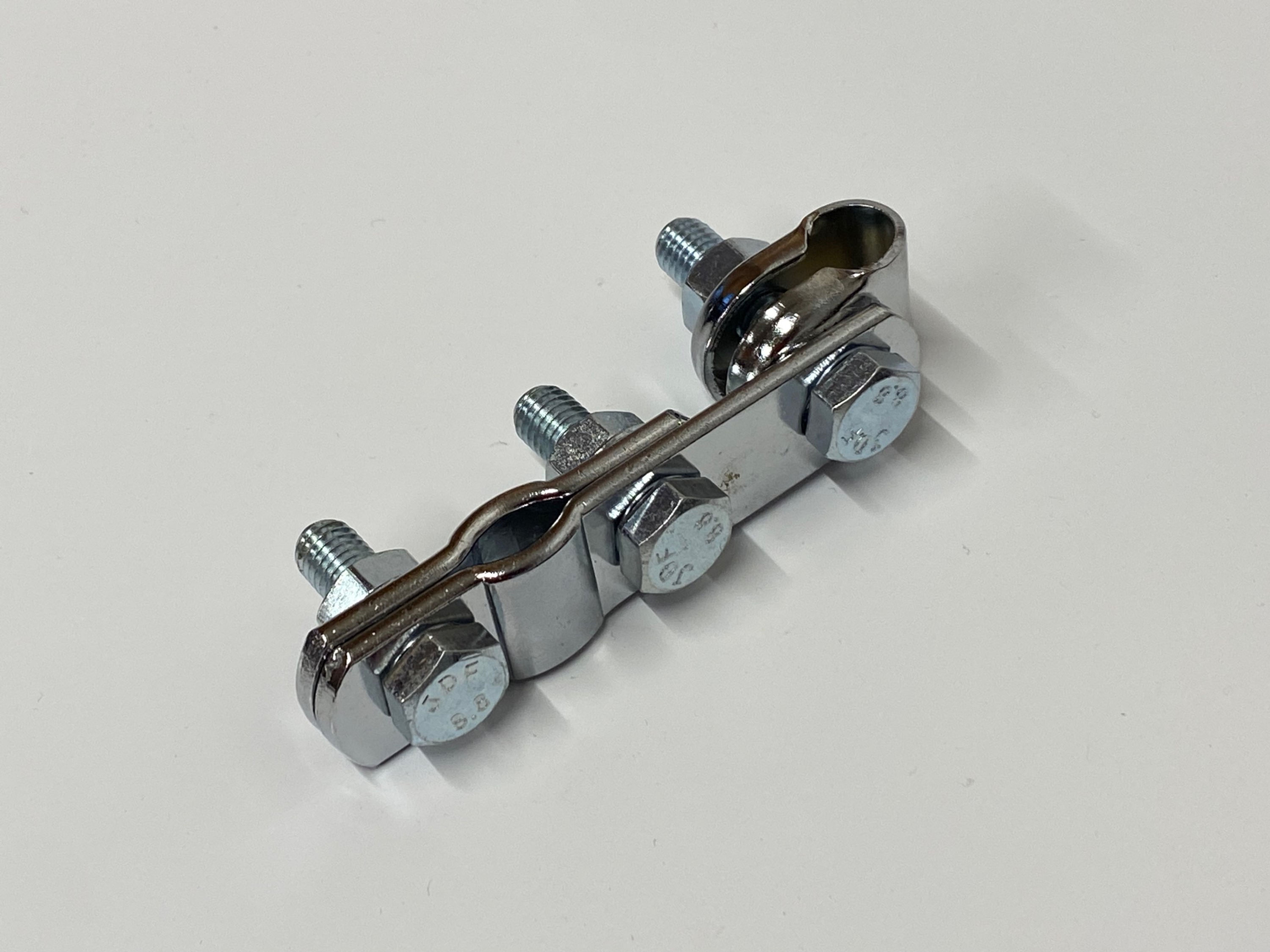 W CLIP MIRROR BRACKET CHROME 