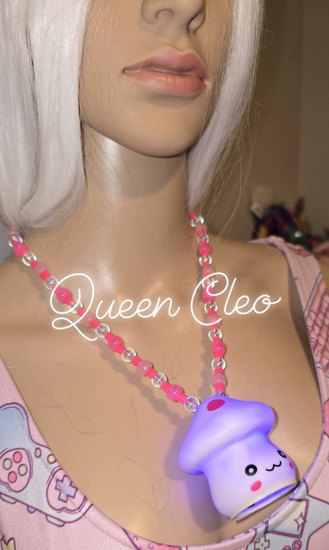 LED Kawaii Shroomie Necklace (Pink beads)