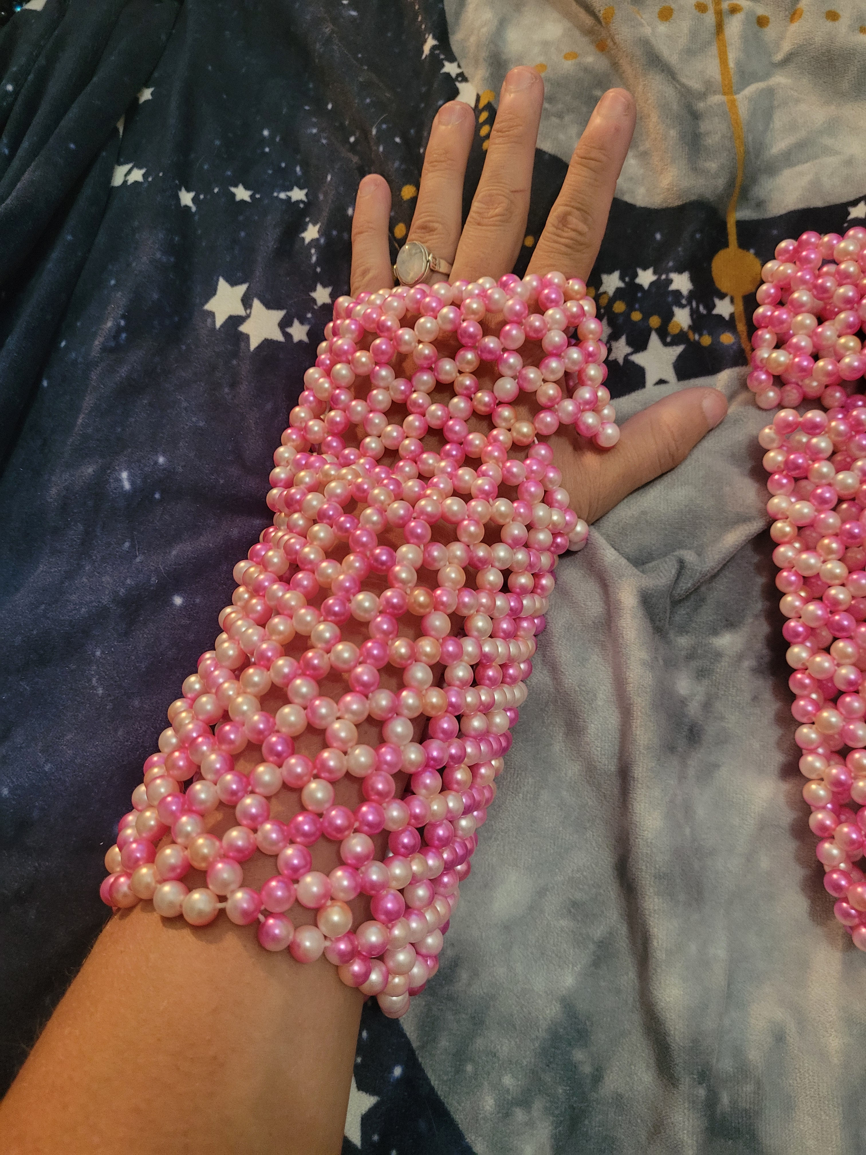 Lrg. Flamingo Beaded Fingerless Gloves