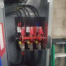 Fused 800 Amp Disconnect For Plastic Injection Molding